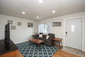 Amazing 2 Bedroom 1 Bathroom Upper Level Home - Image 2