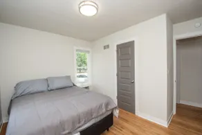Amazing 2 Bedroom 1 Bathroom Upper Level Home - Image 5