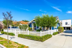 House in Prime Belmont Heights Near Beach w/ Gym and Garage - Image 3