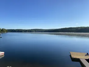 Cozy Lakeside Cabin on Burden Lake in upstate NY - Image 2
