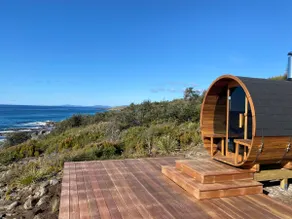 Little Beach Co hot tub villa - Image 4