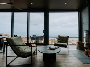 Vela 2 Bedroom WanderPod Ocean View Pet Friendly - Image 4