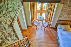 La Tala Manor House – Countryside Retreat - Image 3