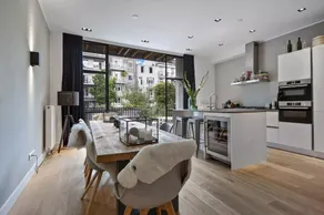 Vondelpark Musea Apartment - Image 2