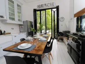 Perfect Retreat in Luxury & Historical Manor House - Image 5
