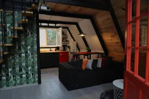 Jakuzili Luxury Red House 2 - Image 2