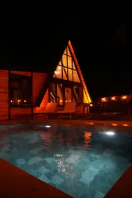 Luxury Modern Frame House with Hot Pool and Jacuzzi - Image 2