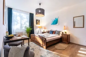 Central Studio Apartment - Image 3