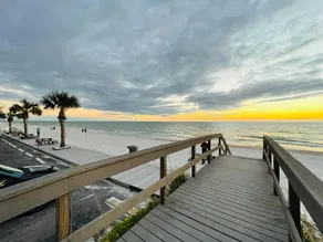 Harbor House Condo at The Beach 1B/1B (Gulf Blvd) - Image 2