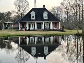 Plantation Type home with land and pond 5BR 5 Bath - Image 4