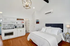 Secluded Retreat with Views for Miles “The Avita” - Image 2