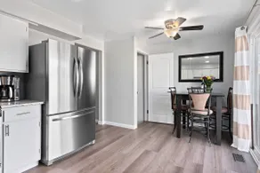 Close to Downtown | Cozy & Spacious - Image 4