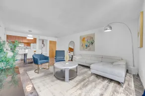Iconic High floor 3 bedrooms in the heart of Miami - Image 4