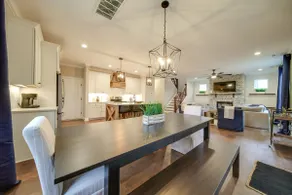 Immaculate & Cozy 4-BR Modern Farmhouse Retreat! - Image 4