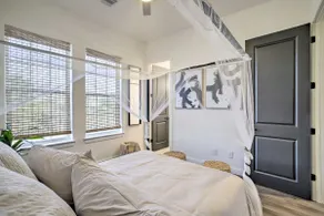 NEW! Luxe + Upscale Retreat < 2 Mi to Dtwn Houston - Image 5