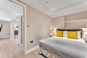 Modern Basement 1-Bedroom Apartment in Farringdon - Image 3