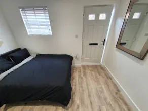 Clean, quiet fresh new guest suite! - Image 3