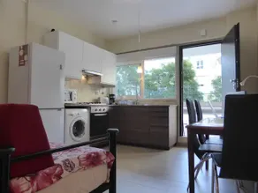 Terrace House by SixtyFive Home ”8 min” Airport - Image 3