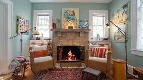 Boho-Chic Art Bungalow. Walk to Downtown, Cafes - Image 3
