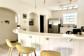 Tranquil, airy 4-BR home minutes from Crane Beach - Image 4