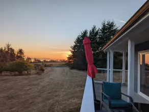 Beautiful beachfront Villa on 80 acres of farmland! - Image 2