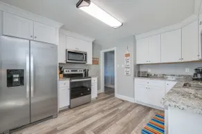 Poquoson 4 bed, 2 bath! Great Langley Access! - Image 4