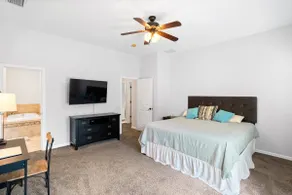 Spacious 5 Bd/3 Bath home/Swim Spa/ near Beaches - Image 5