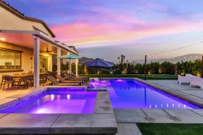Big Pool, Spa, Mini Golf, BBQ, Fire pit, Sleeps 19 - Image 2
