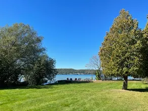 Vista Grand Lodge on Munising Bay - Image 2