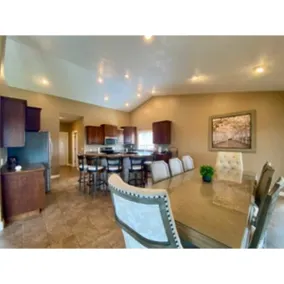 Spacious modern, cozy now offering 5 bedroom home. - Image 4