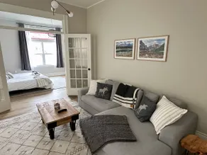 Updated Apartment Near Downtown - Image 2