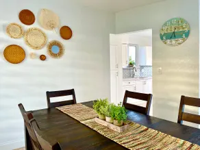 Cheerful, peaceful 3-Bedroom house with pool - Image 5
