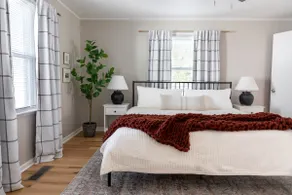 Spacious 3 Bedroom Home - New Castle - Image 2