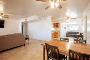 Comfortable Spacious Newly Renovated 3br-2ba House - Image 3