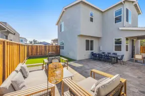 Modern 4-Bedroom Retreat in Santa Rosa - Image 3