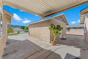 10% off Cozy 4-bedroom house with hardwood floor - Image 3