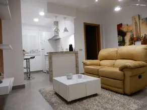 A romantic studio in downtown Algeciras. - Image 3