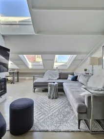 Chic Portland Penthouse, 2BR - Image 4