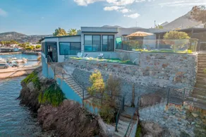 Çimentepe Residence | Seafront & Heated Pool - Image 5