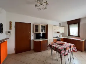 King House - Image 5