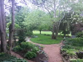 2 BR private rental, quiet with garden views - Image 4