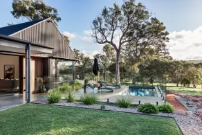 Rare, Boutique home in the heart of Margaret River - Image 2