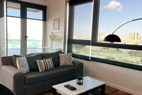 Stunning 24th Floor, with City View (332) - Image 4