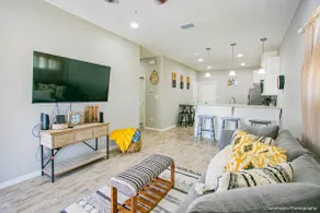 Unit 1: Cozy Apartment - Image 2