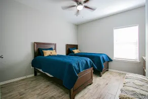 Unit 1: Cozy Apartment - Image 4