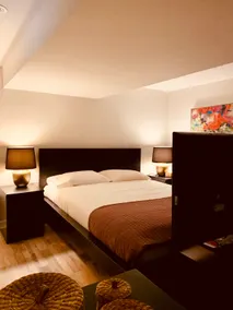 Very Clean apartment in prime location & breakfast - Image 2