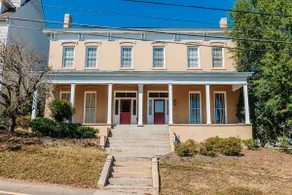Built in 1875-Sleeps 19 Perfect for Large Groups - Image 4