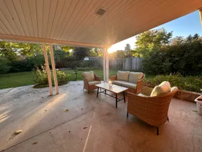 Cozy Colorado Living - Image 2