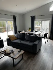 White Maple Cottage - Image 5