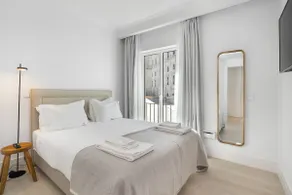 Les Deux Mariettes Apart & Suites Superior Suite - Image 4